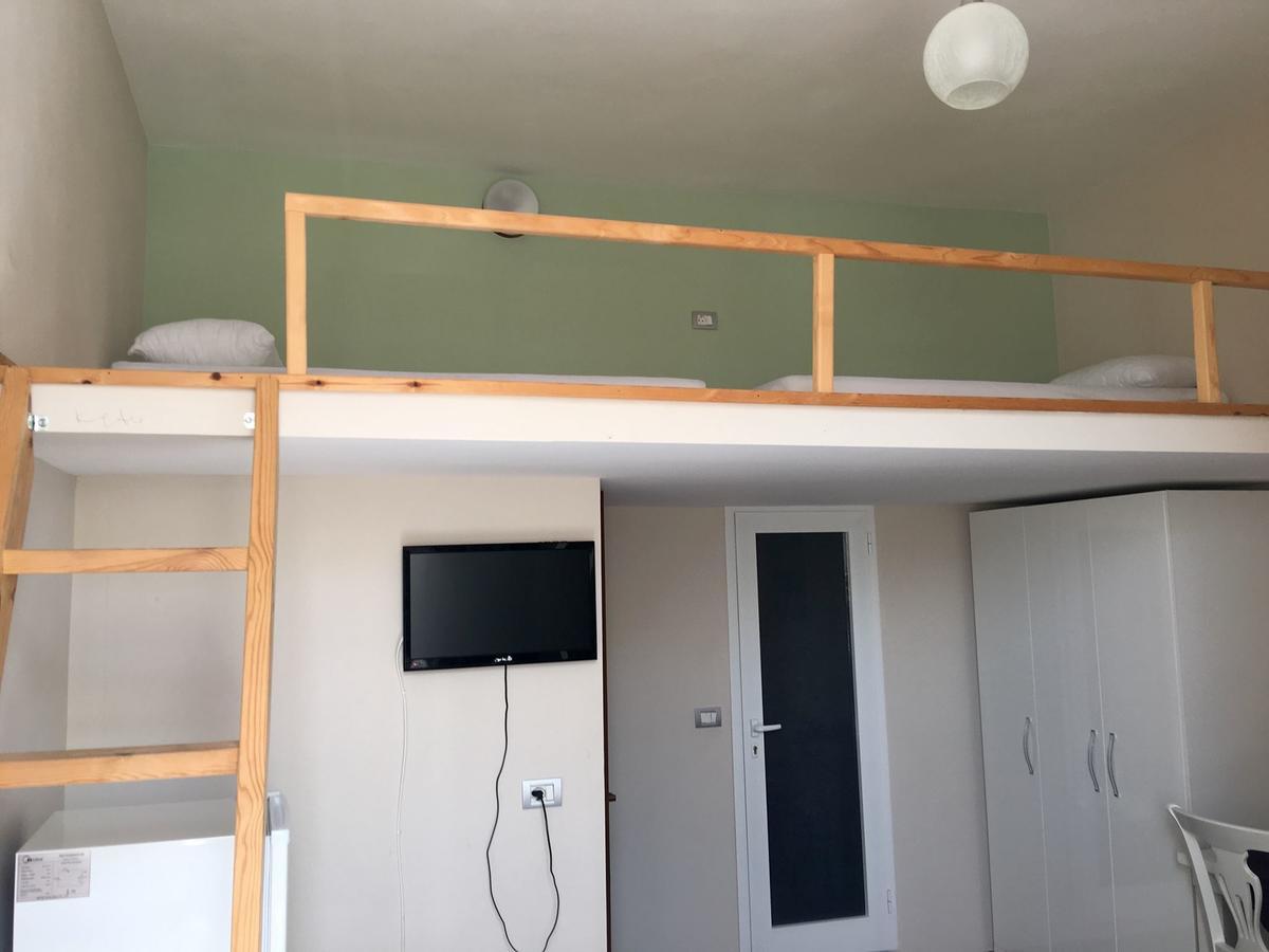 British Hotel Himarë Eksteriør billede